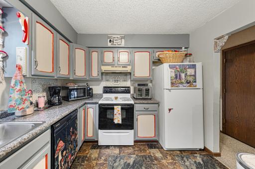 1428 11th Avenue NE, Faribault, MN 55021