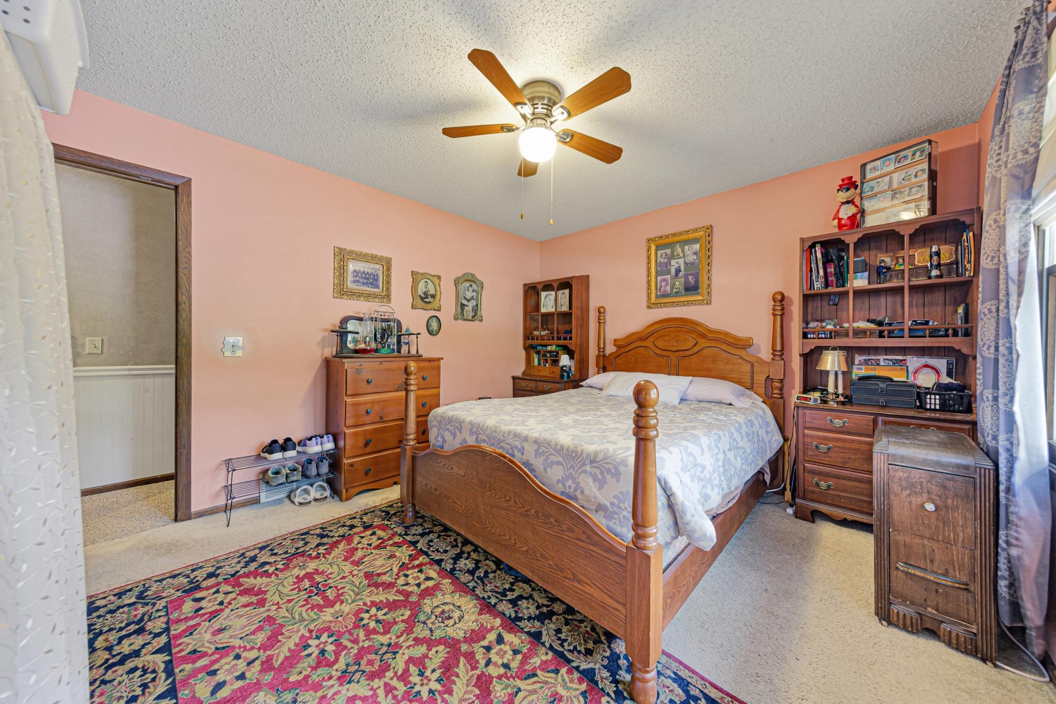 Master Bedroom Detail