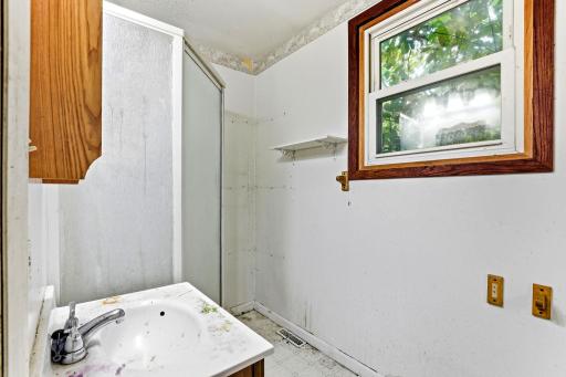 2526 2nd Street N, North Saint Paul, MN 55109