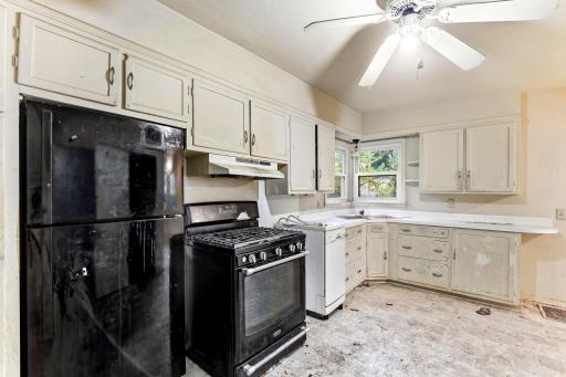 2526 2nd Street N, North Saint Paul, MN 55109