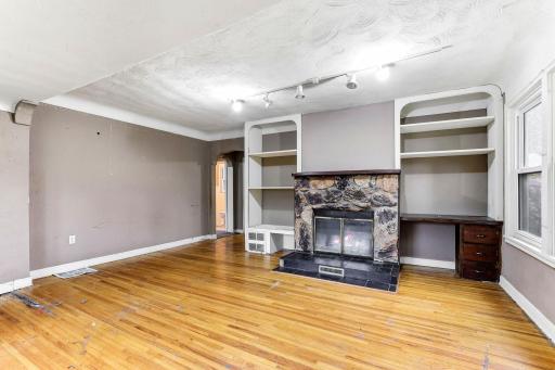 2526 2nd Street N, North Saint Paul, MN 55109