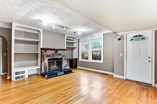 2526 2nd Street N, North Saint Paul, MN 55109