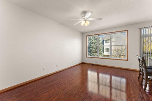 6750 158th Street W, Apple Valley, MN 55124