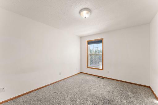 6750 158th Street W, Apple Valley, MN 55124