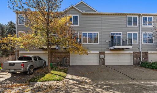 6750 158th Street W, Apple Valley, MN 55124