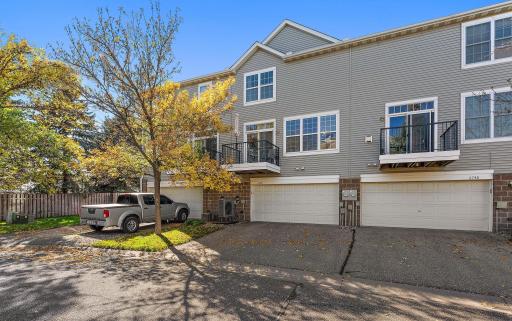 6750 158th Street W, Apple Valley, MN 55124