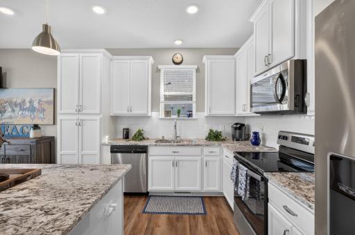 8069 183rd Street W, Lakeville, MN 55044
