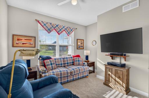 8069 183rd Street W, Lakeville, MN 55044