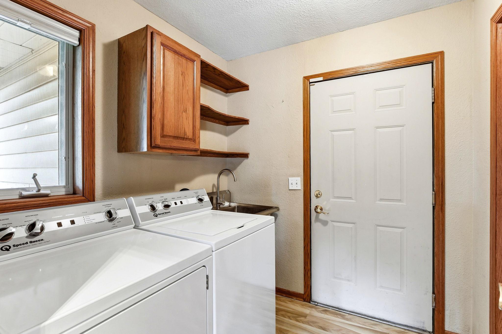 Main Floor Washer/Dryer