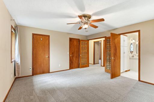 2646 Shadow Lane, Chaska, MN 55318