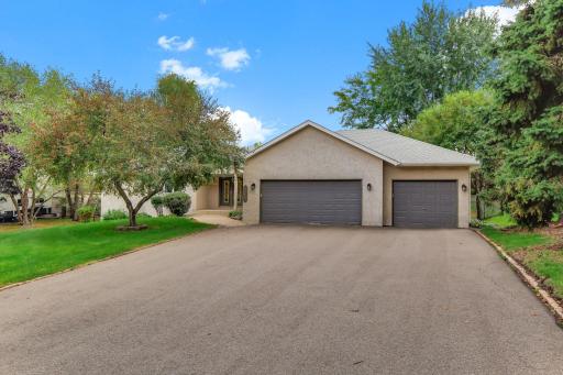 2646 Shadow Lane, Chaska, MN 55318