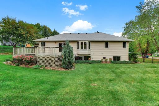 2646 Shadow Lane, Chaska, MN 55318