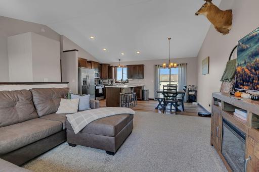 805 2 1/2 Avenue SW, Rice, MN 56367