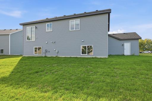 805 2 1/2 Avenue SW, Rice, MN 56367