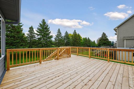 15370 80th Place N, Maple Grove, MN 55311