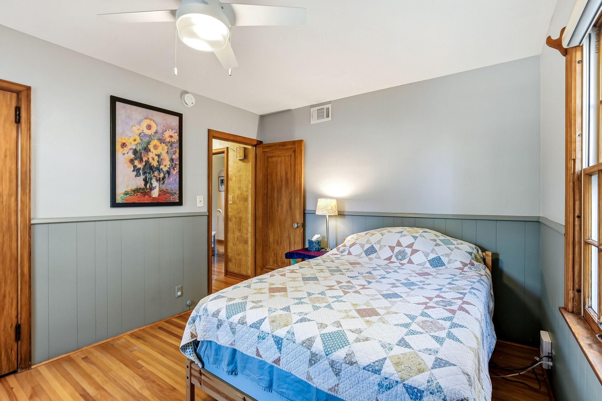 20-web-or-mls-5745-12th-Ave-20.jpg