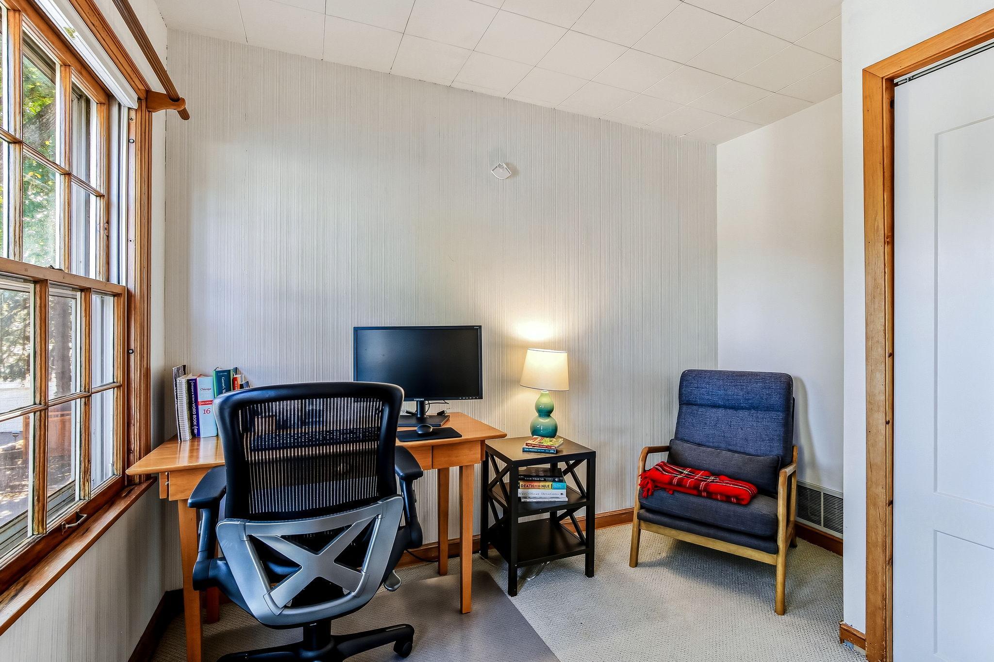 24-web-or-mls-5745-12th-Ave-24.jpg