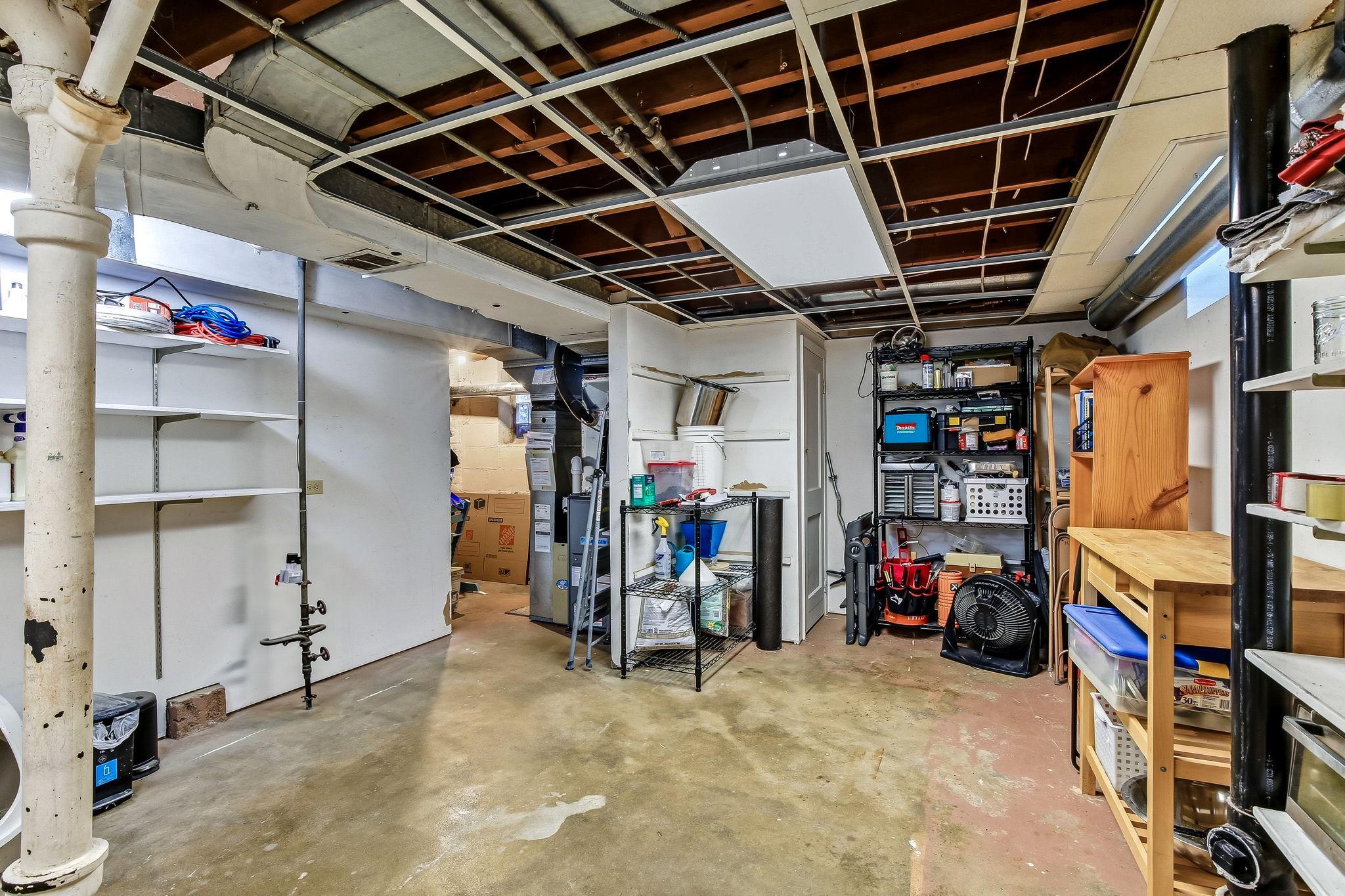 39-web-or-mls-5745-12th-Ave-39.jpg