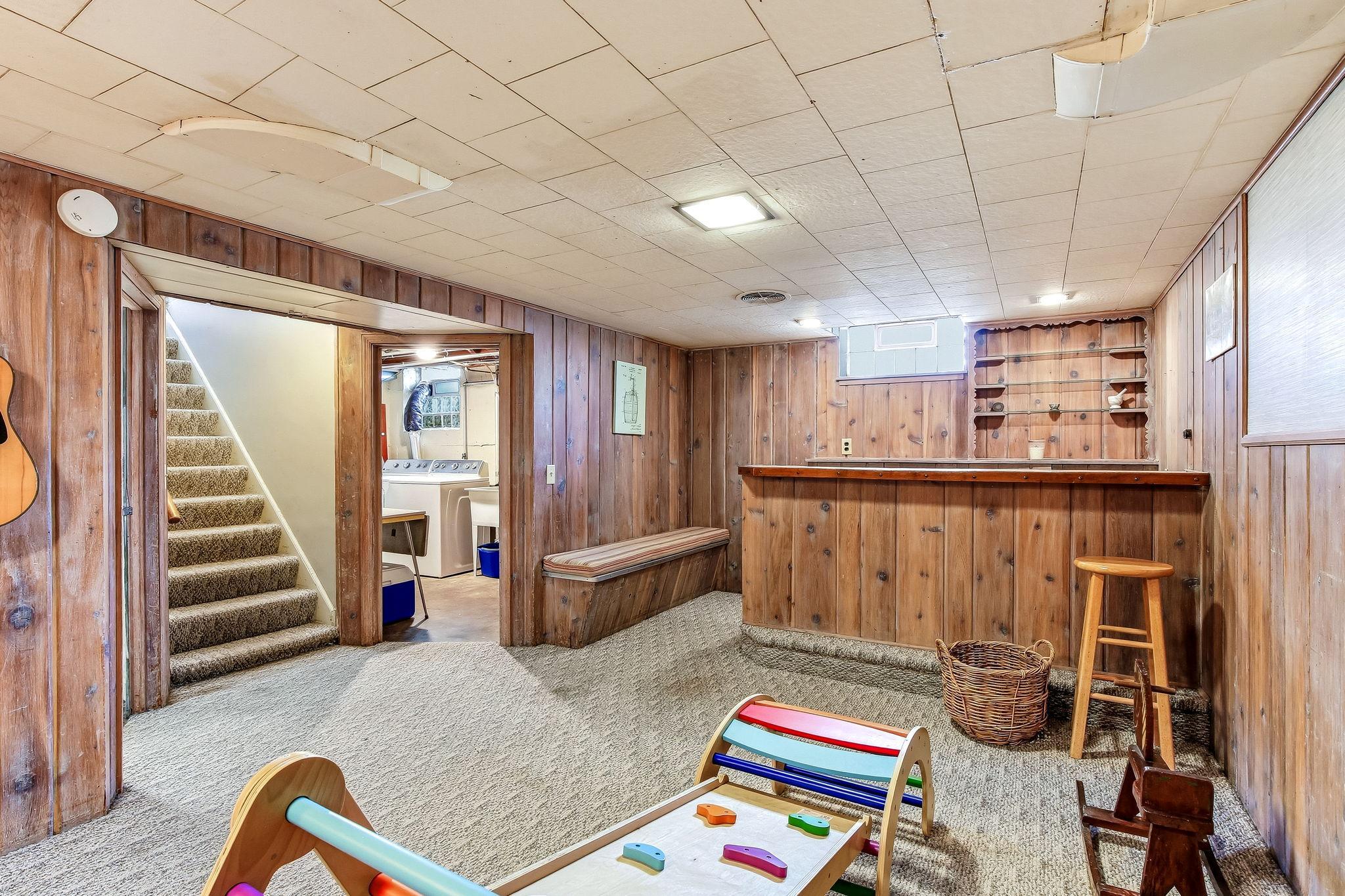 36-web-or-mls-5745-12th-Ave-36.jpg