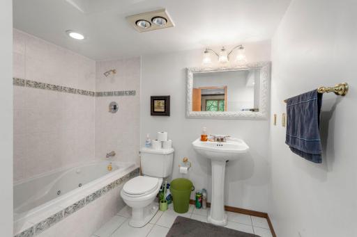16090 Morgan Avenue N, Marine On Saint Croix, MN 55047