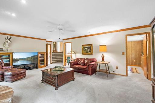 16090 Morgan Avenue N, Marine On Saint Croix, MN 55047