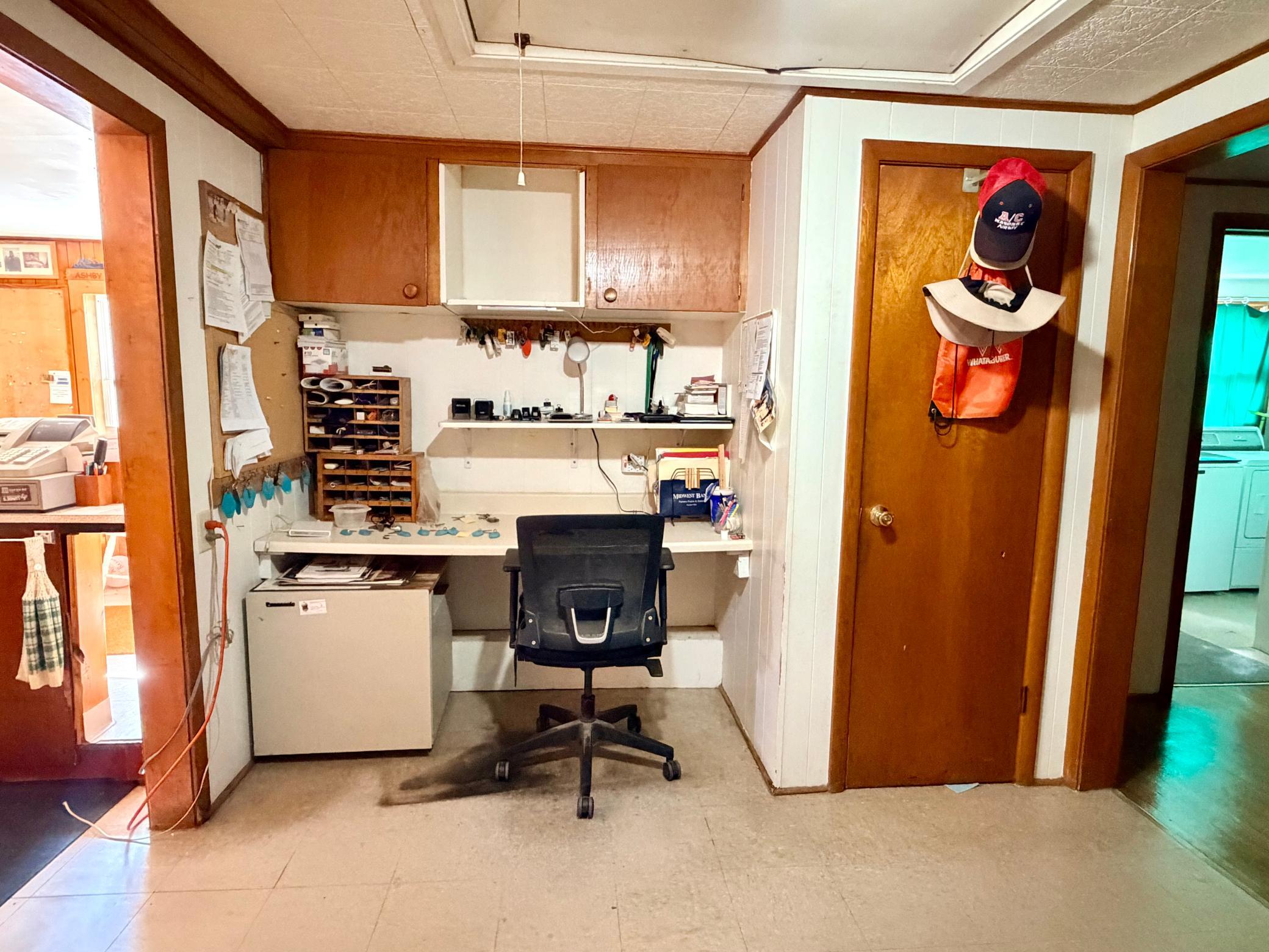 Back Office