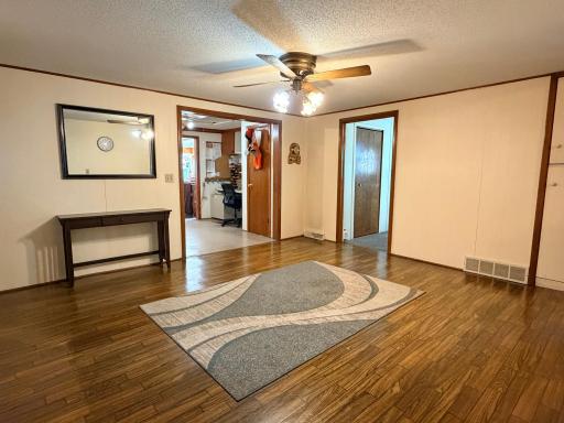 10415 Cr-82, Ashby, MN 56309