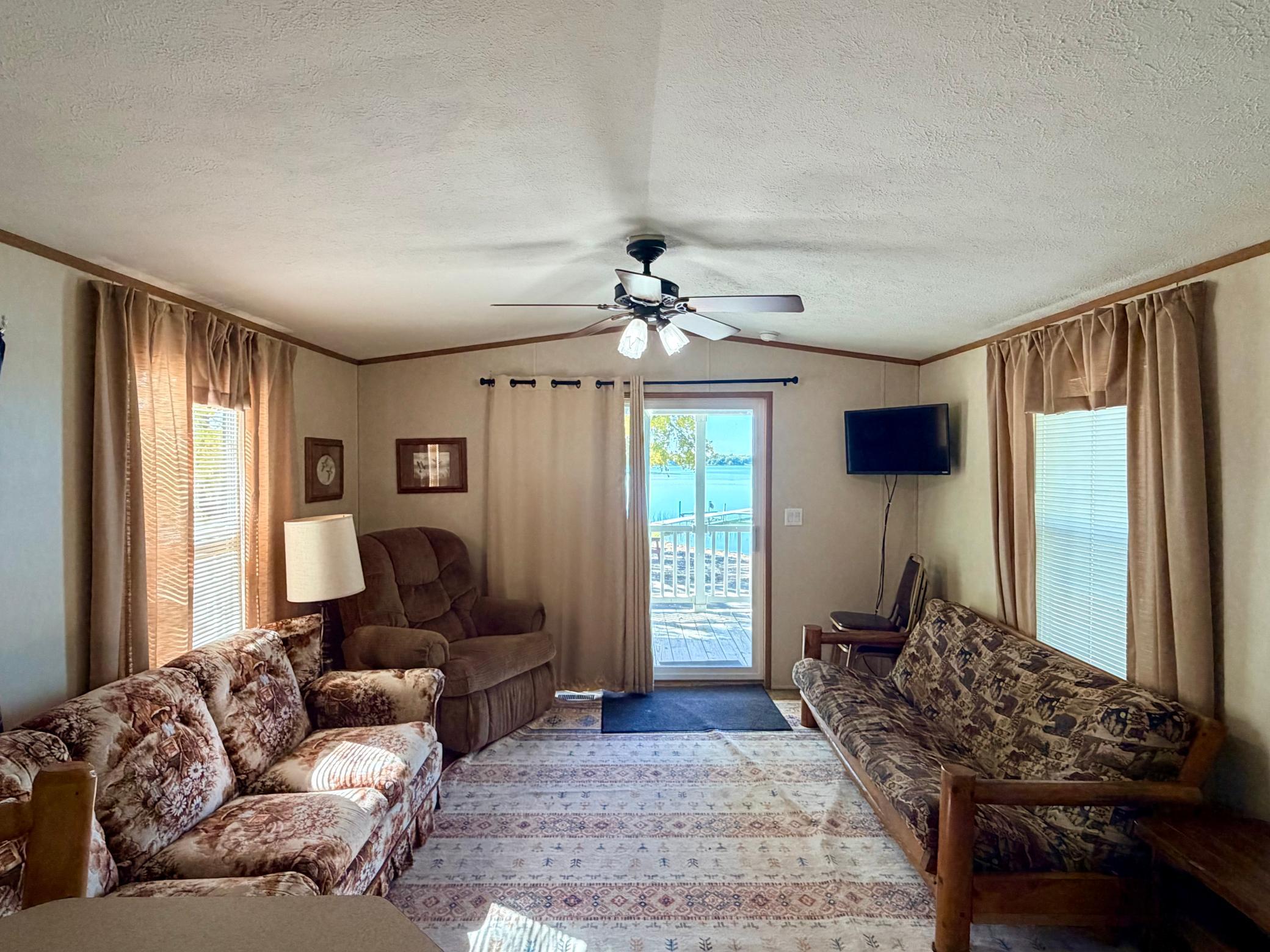 #13 (Beach Mobile Home)