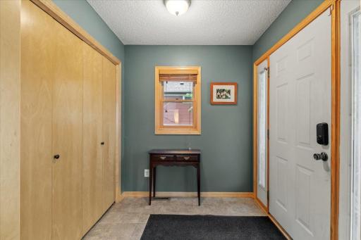 220 Baker Street E, Saint Paul, MN 55107