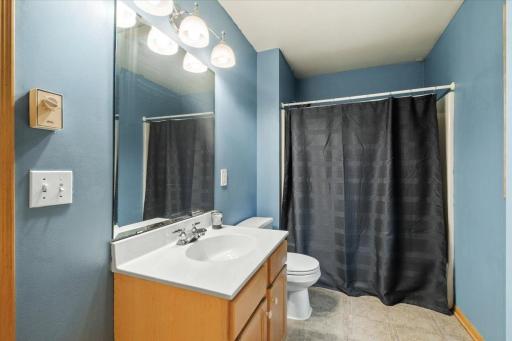 220 Baker Street E, Saint Paul, MN 55107