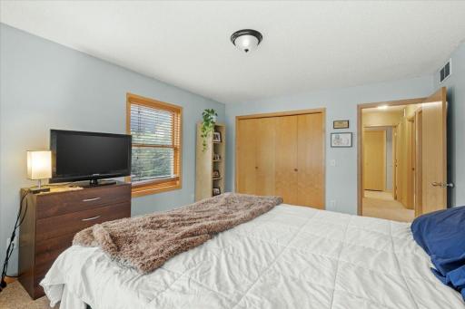 220 Baker Street E, Saint Paul, MN 55107