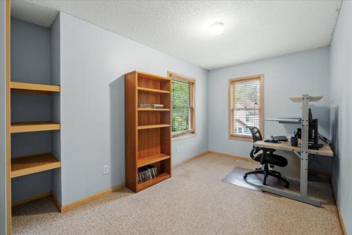 220 Baker Street E, Saint Paul, MN 55107