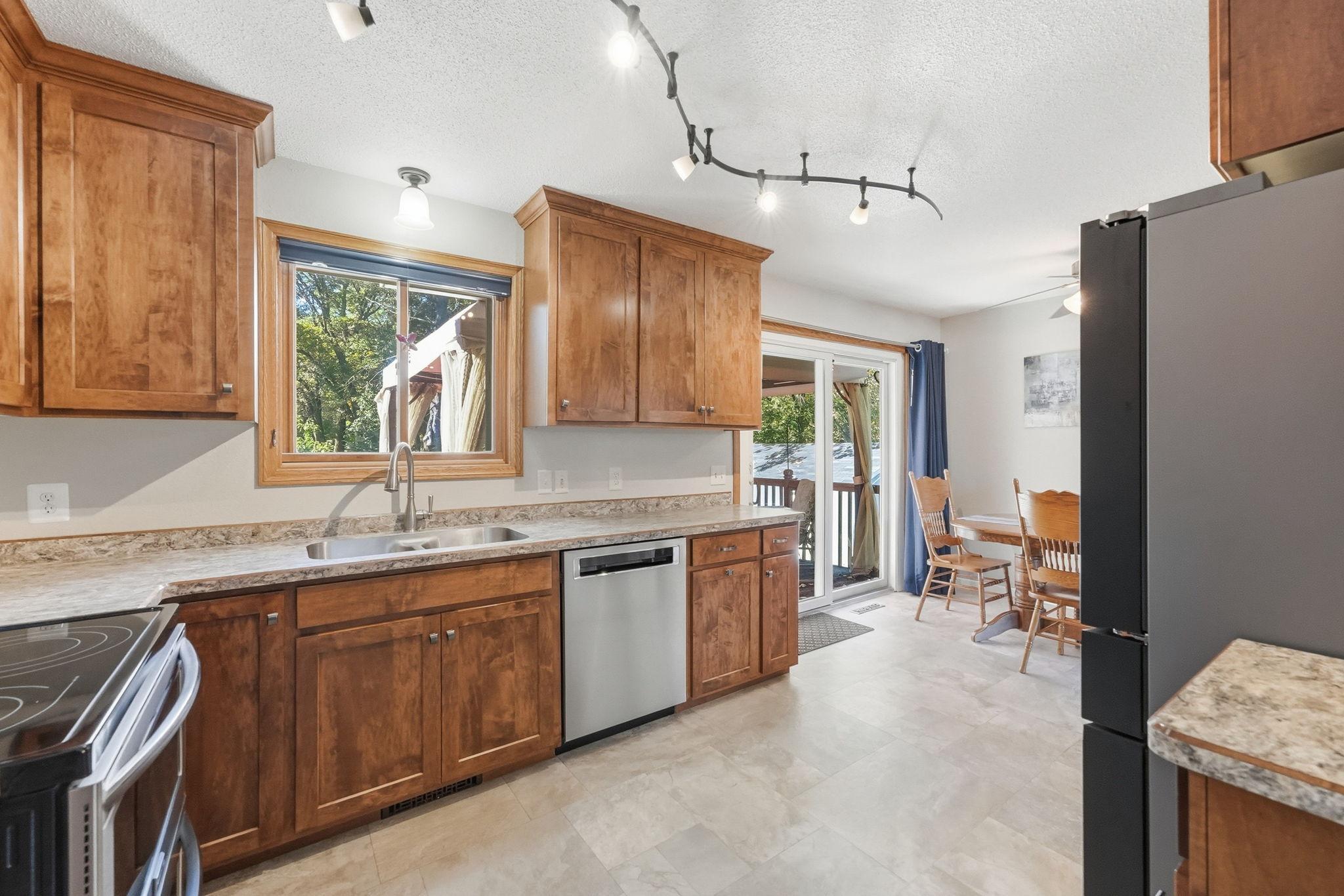 Ample cabinetry for all your culinary needs.