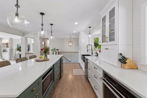 2312 Sheridan Hills Road, Wayzata, MN 55391