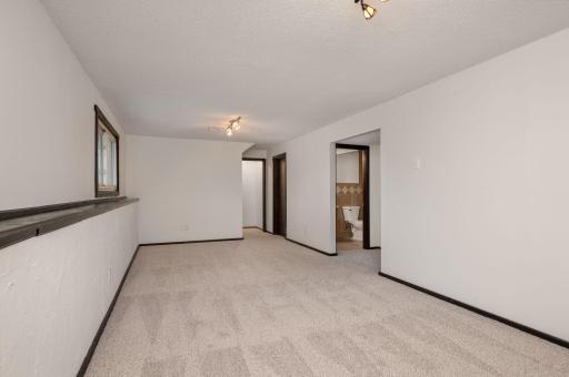 1294 105th Avenue NW, Coon Rapids, MN 55433