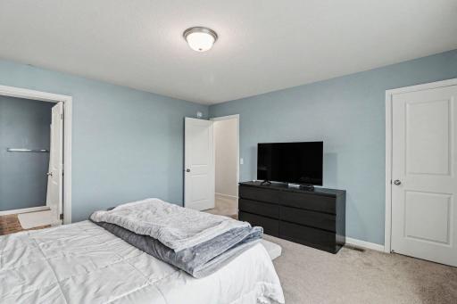 1304 Mulberry Avenue NE, Montgomery, MN 56069