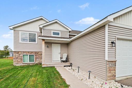 1304 Mulberry Avenue NE, Montgomery, MN 56069