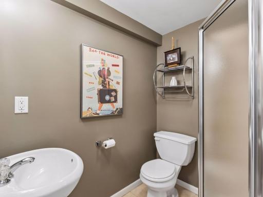5525 Upton Avenue S, Minneapolis, MN 55410
