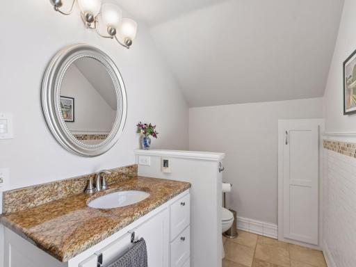 5525 Upton Avenue S, Minneapolis, MN 55410