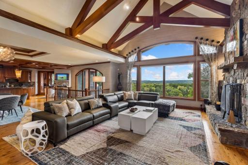 2534 Stagecoach Trail S, Afton, MN 55001