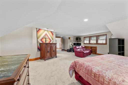 3445 31st Avenue S, Minneapolis, MN 55406