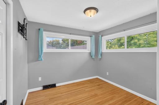 13905 Steven Road, Burnsville, MN 55337