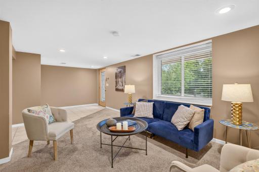 13905 Steven Road, Burnsville, MN 55337