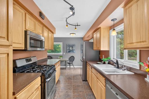 13905 Steven Road, Burnsville, MN 55337
