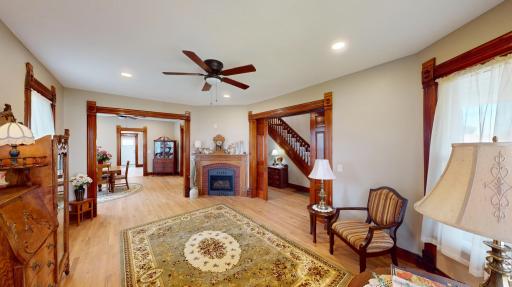 202 Broadway S, Alden, MN 56009