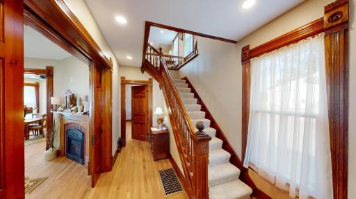 202 Broadway S, Alden, MN 56009