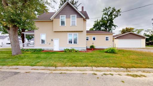 202 Broadway S, Alden, MN 56009