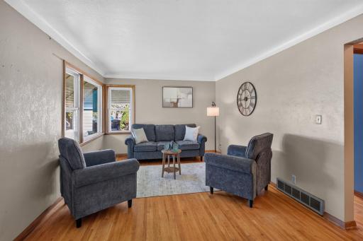 1158 Arundel Street, Saint Paul, MN 55117