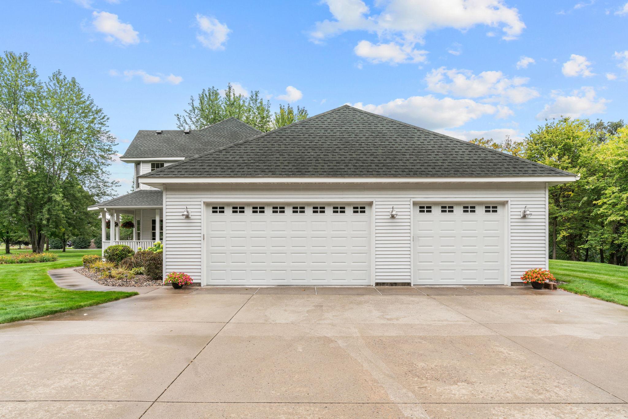 9-web-or-mls-16850 172nd St SE-9.jpg
