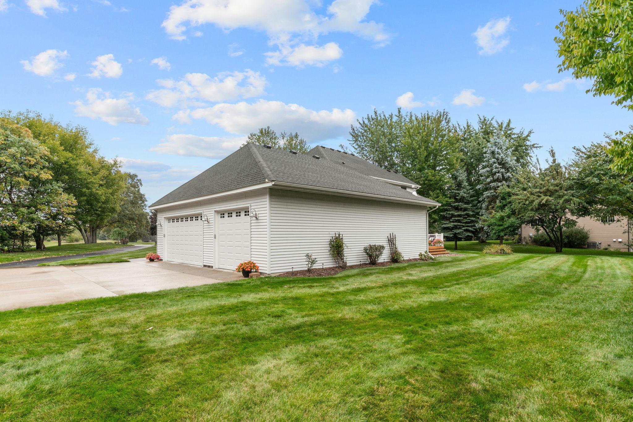 10-web-or-mls-16850 172nd St SE-10.jpg